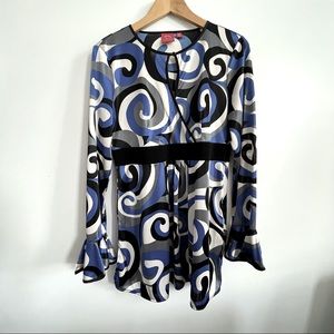 Oscar (Oscar de la Renta company) Blue top, ruffled sleeves